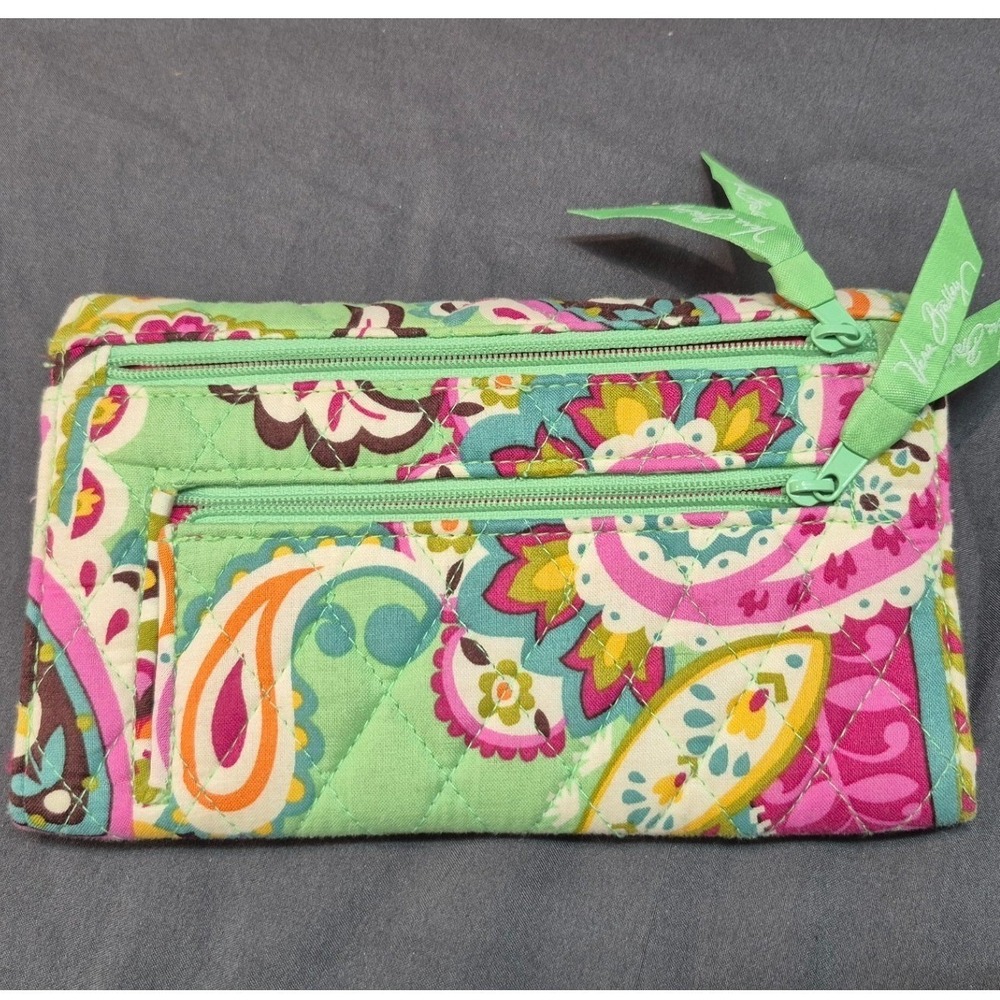 Vera Bradley Priscilla Paisley Quilted Cotton Double Zip Snap Wallet Mint Green